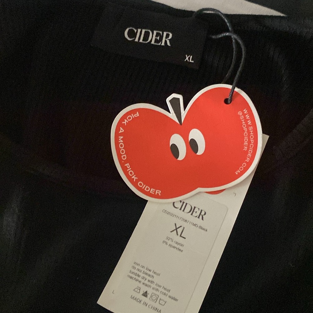 NWT Cider Bodycon Dress w/ Chico’s Necklace - Picture 5 of 5